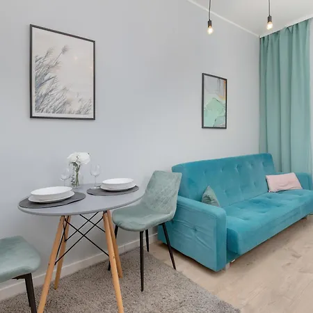 Cosy Near The Old Town By Renters 그단스크