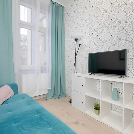 Διαμέρισμα Cosy Near The Old Town By Renters