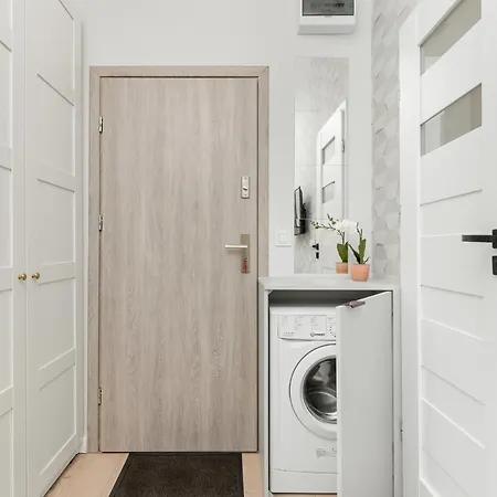 Διαμέρισμα Cosy Near The Old Town By Renters